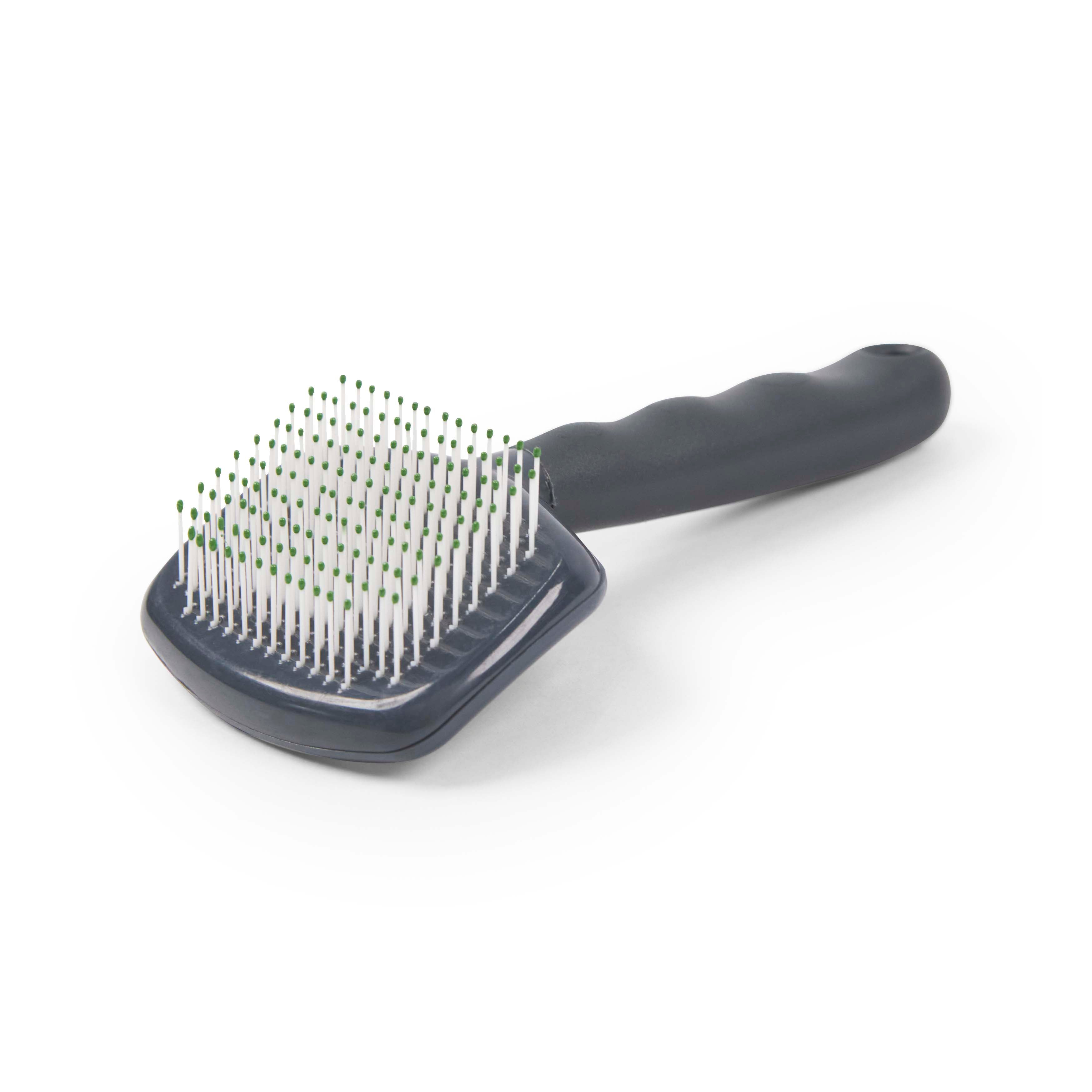Small shop animal brush