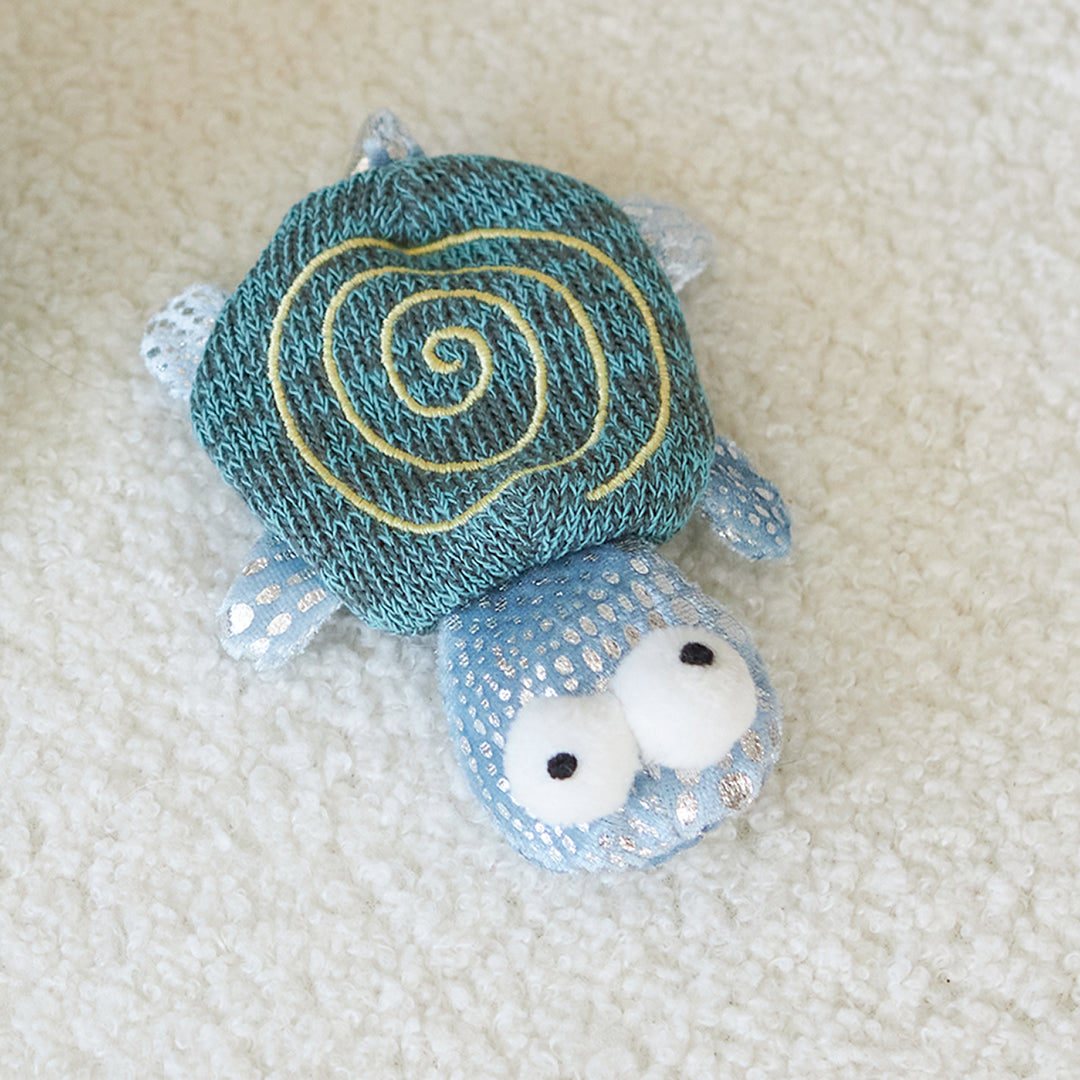 Topsy Turtle With Catnip & Silvervine Cat Toys